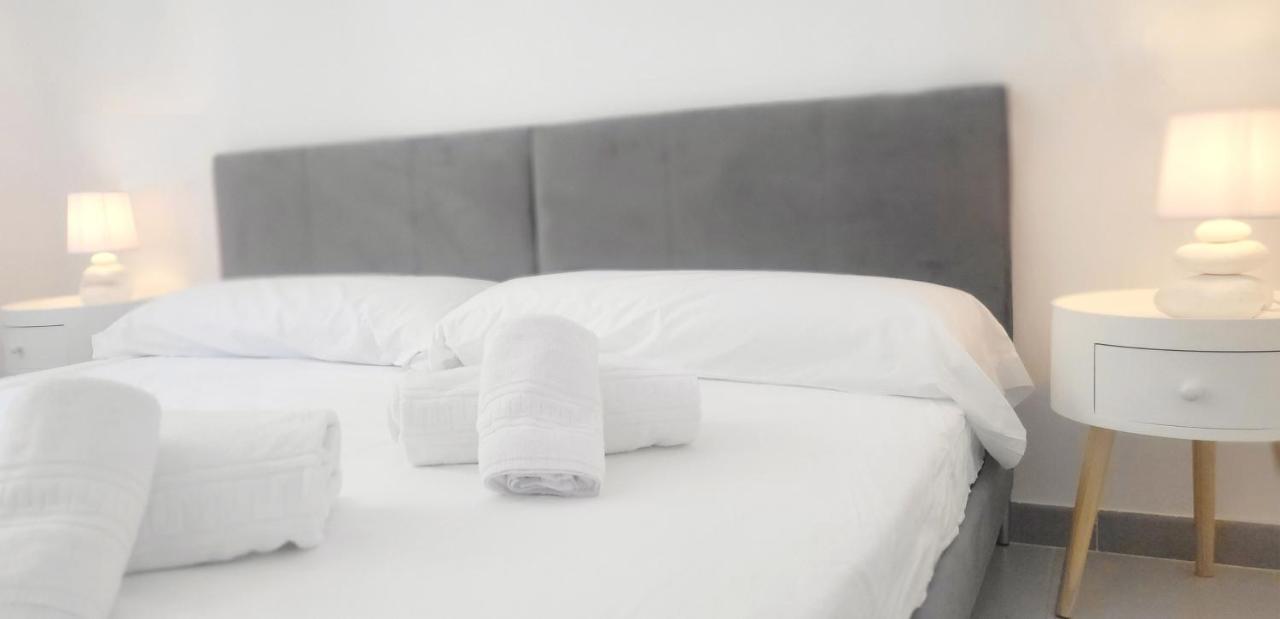 Precioso Apartamento Reformado En 1Ra Linea De Mar Sin Vistas กาเลญา เด ปาลาฟรูเจล ภายนอก รูปภาพ